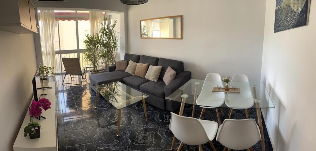 Ferienwohnung Apartamento A 10 Metros De La Playa La Herradura  Exterior foto
